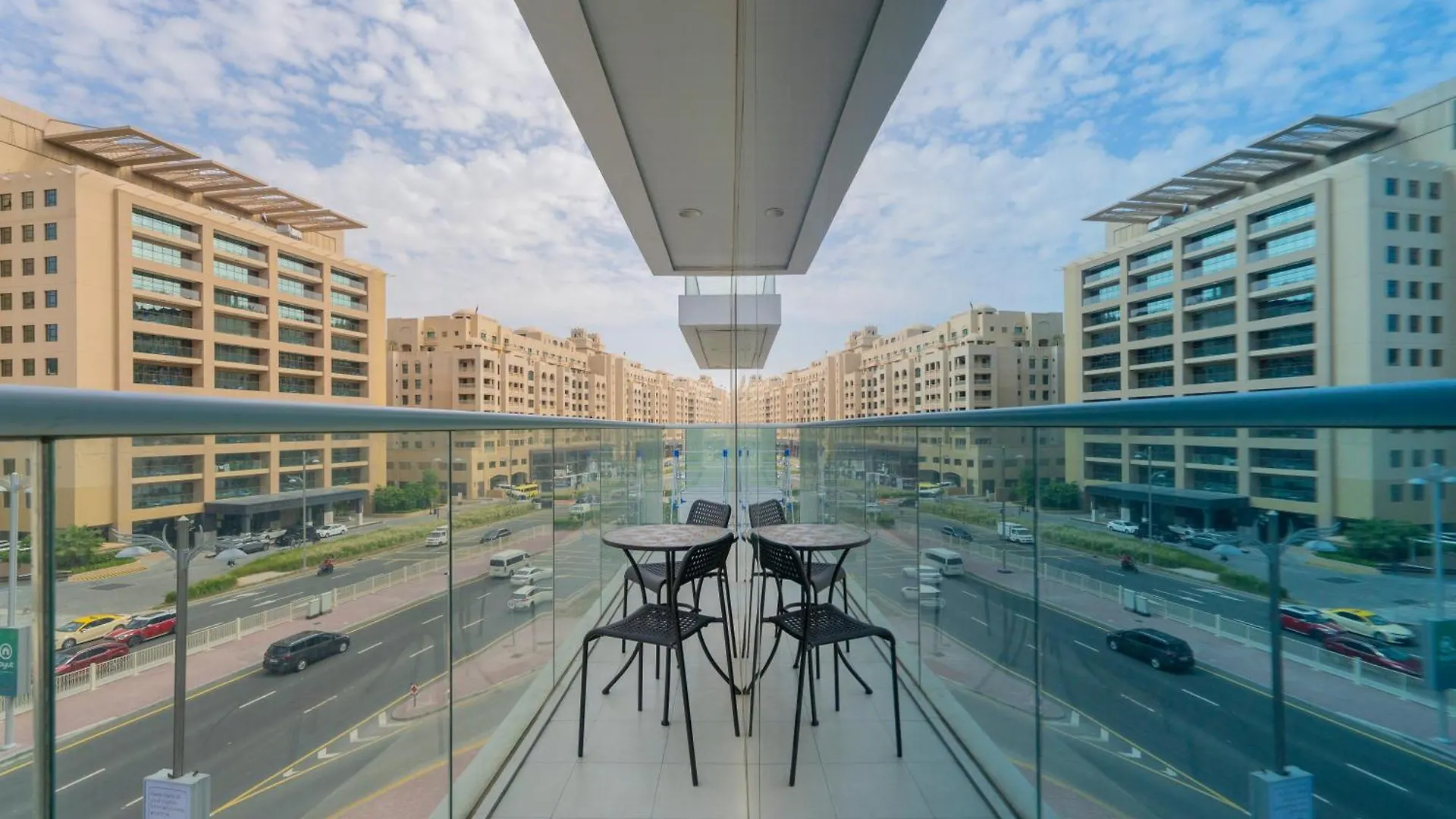 Studio With Private Beach Access At Palm Jumeirah Dubai Appartement