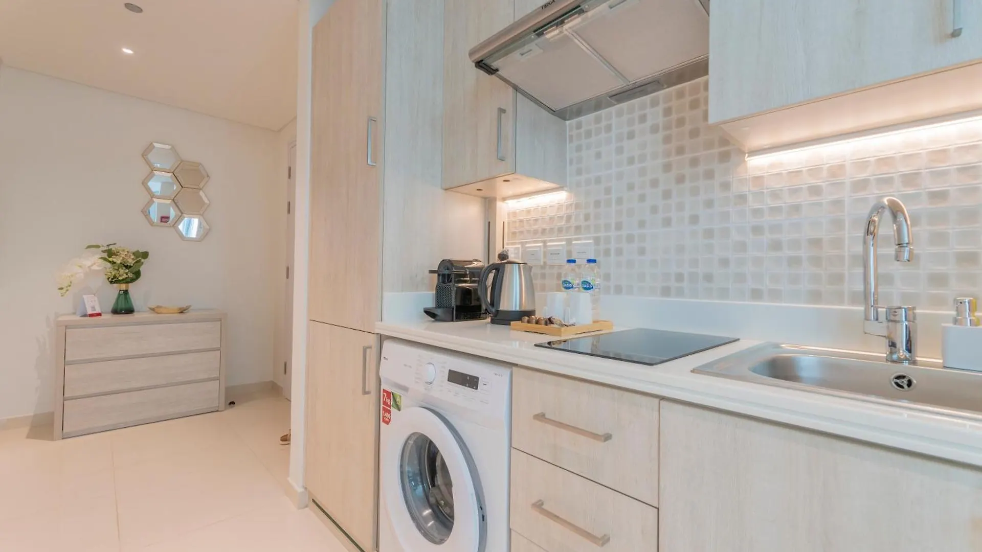 Studio With Private Beach Access At Palm Jumeirah Dubai Appartement