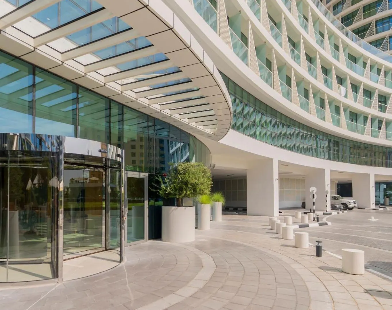 Studio With Private Beach Access At Palm Jumeirah Dubai